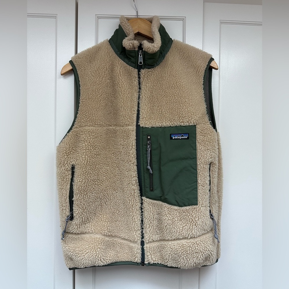 VTG Patagonia Unisex Retro-X Fleece Vest / SM / Tan & Green / STY 23044 FA02
